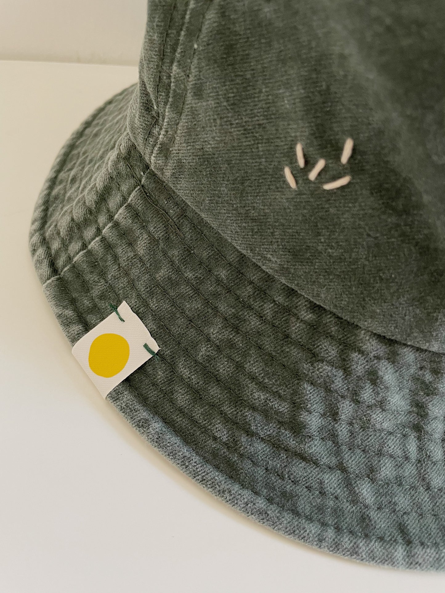 Donni Bucket Hat | Dark green