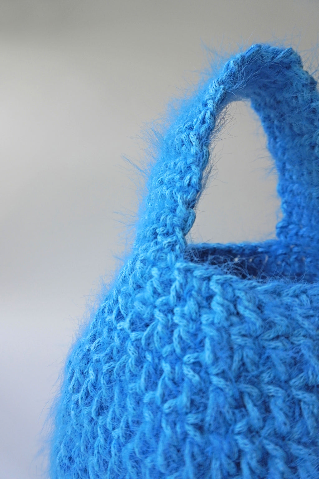 THE EGGIE BAG LIGHT BLUE