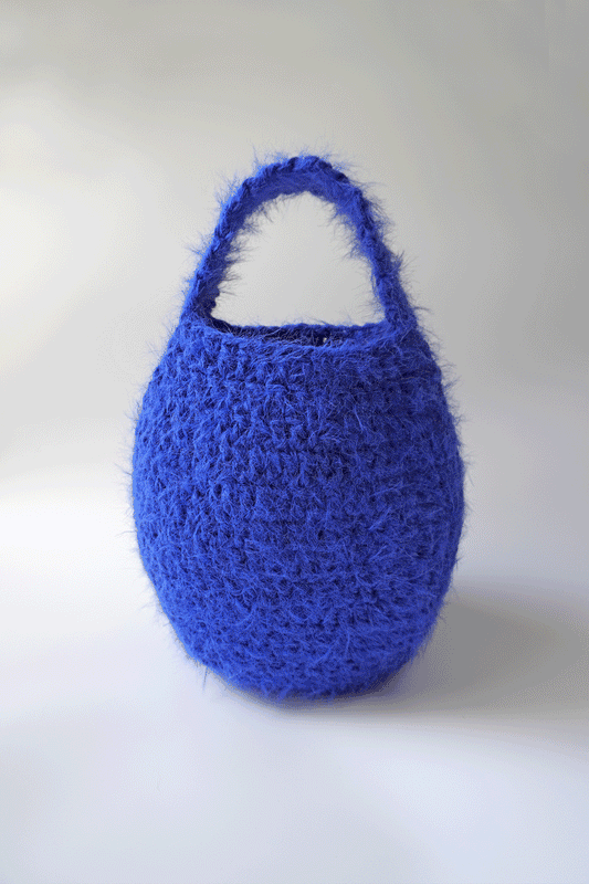 THE EGGIE BAG BLUE