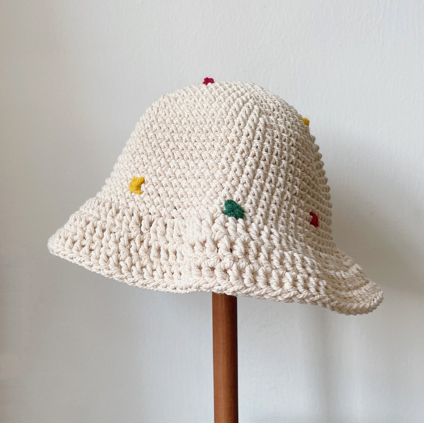 Crochet Rainbow Lovi hat