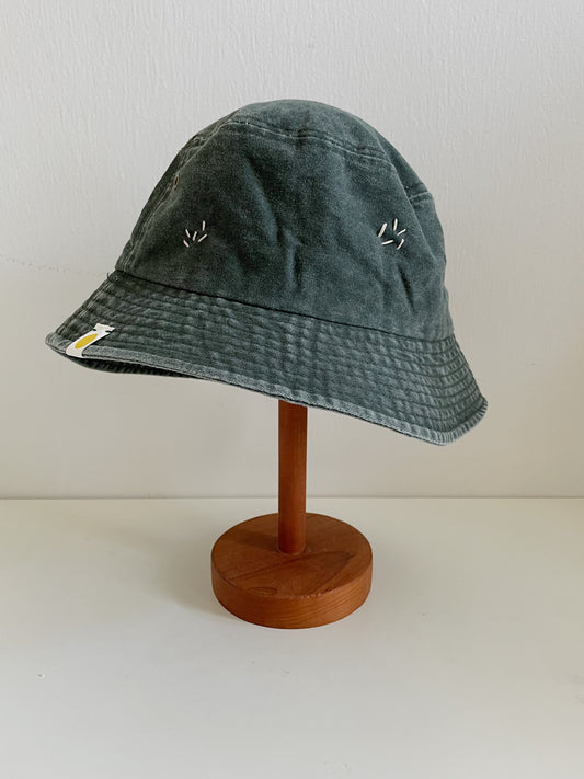 Donni Bucket Hat | Dark green